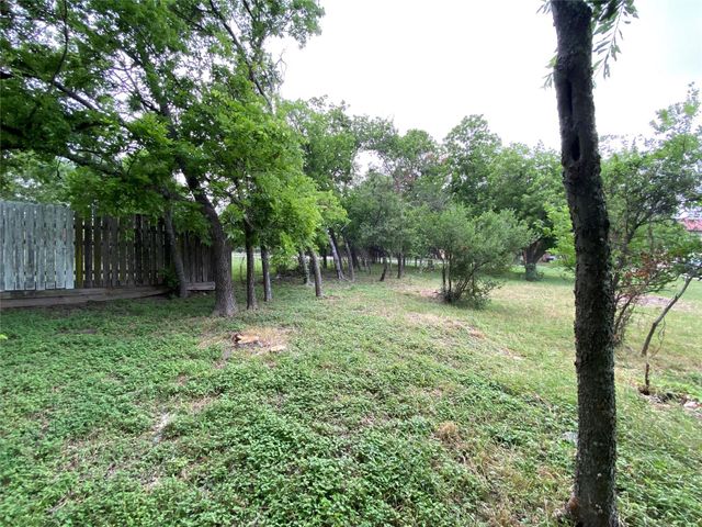 758 Live Oak ST, Kyle, TX 78640