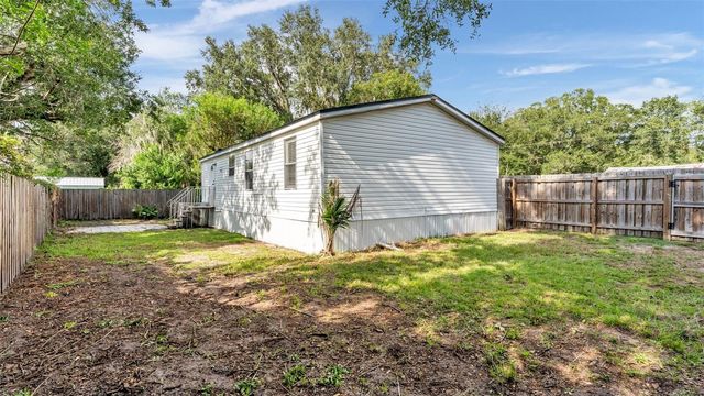 1222 ROWELL STREET, Auburndale, FL 33823