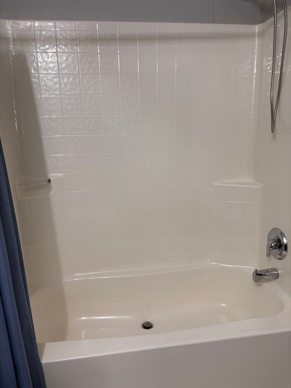 Image 31 of property listing at 15662 E Nolan Road, Mt Vernon, IL 62864