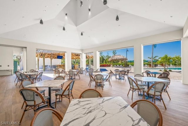 5661 Laguna Caribe CIR, Fort Myers, FL 33905