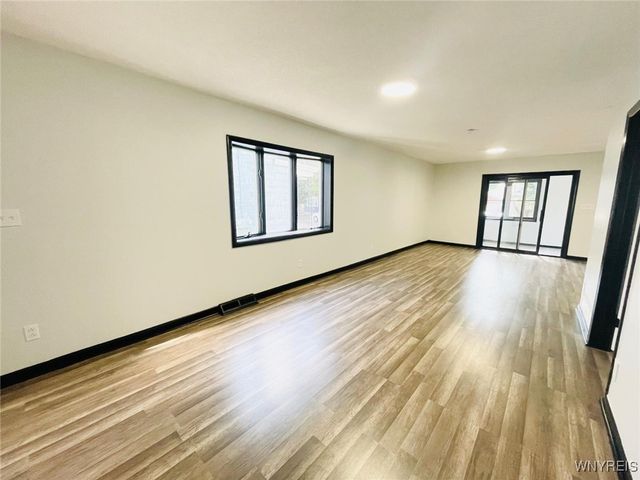 395 Dearborn Street, Buffalo, NY 14207