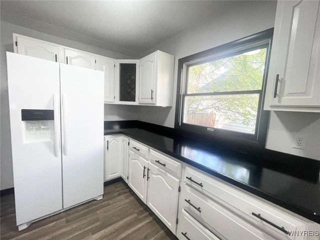 395 Dearborn Street, Buffalo, NY 14207