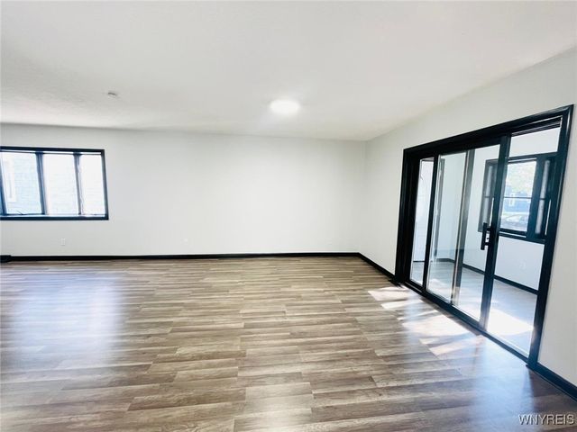 395 Dearborn Street, Buffalo, NY 14207