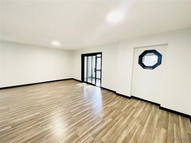 395 Dearborn Street, Buffalo, NY 14207