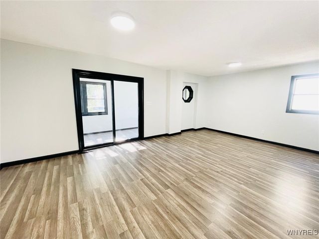 395 Dearborn Street, Buffalo, NY 14207