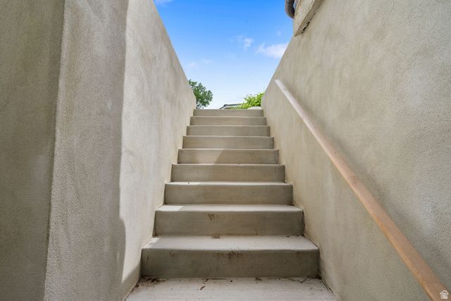 1018 W 4230 N, Pleasant Grove, UT 84062