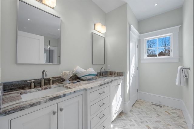 6 Monomoy Lane, Orleans, MA 02653