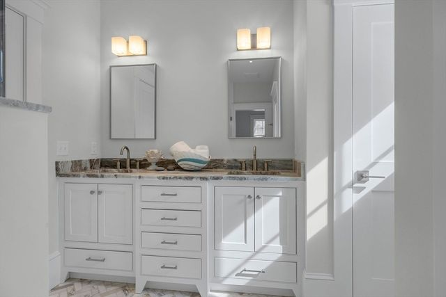 6 Monomoy Lane, Orleans, MA 02653