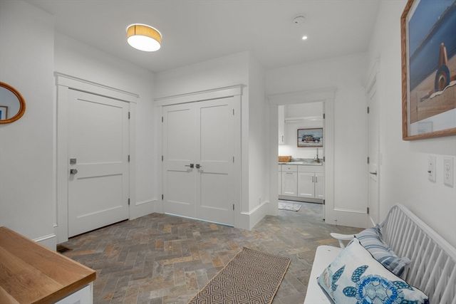 6 Monomoy Lane, Orleans, MA 02653