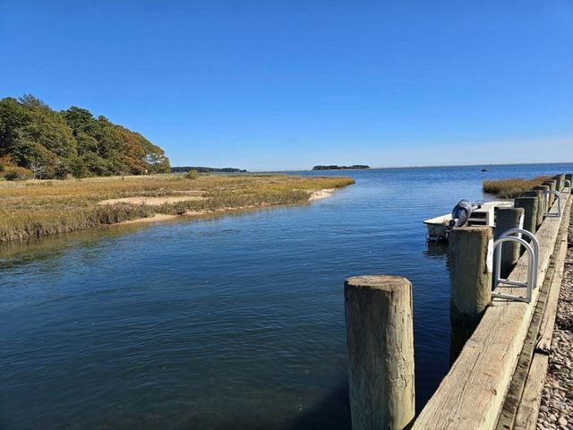 6 Monomoy Lane, Orleans, MA 02653