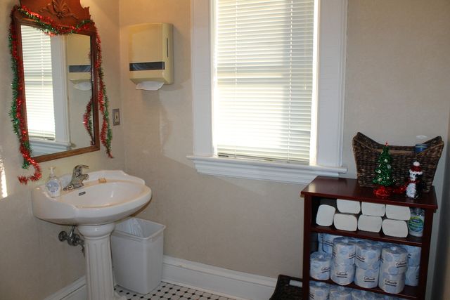 215 Fulton Street, Geneva, IL 60134