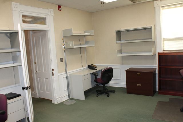 215 Fulton Street, Geneva, IL 60134