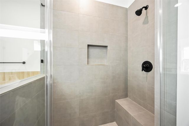 6735 Peerless Street B, Houston, TX 77021