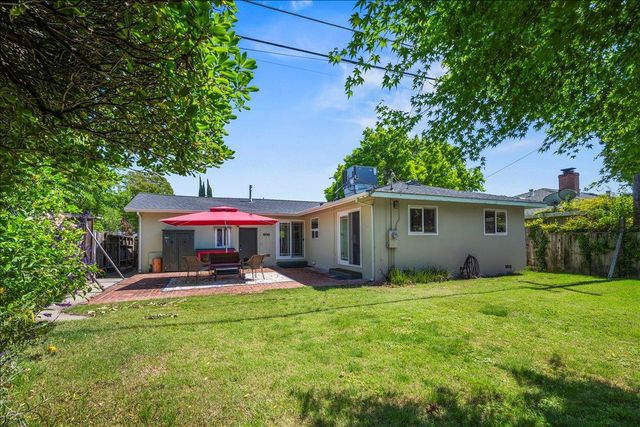 1840 Deerwood St, West Sacramento, CA 95691