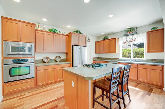 442 Rainier Lane, Port Ludlow, WA 98365