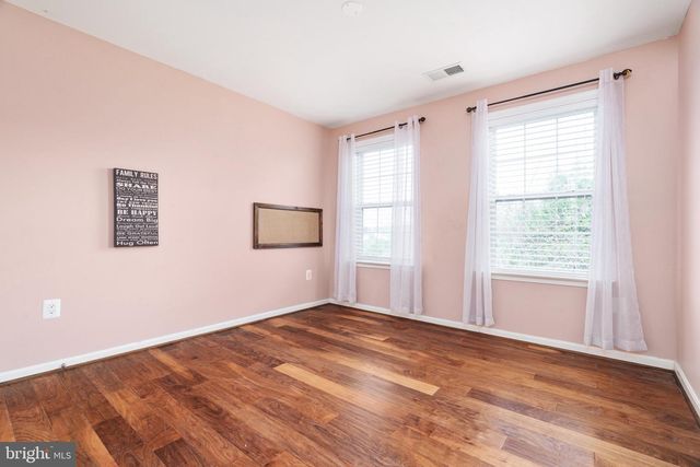8091 SIDE HILL DR, Warrenton, VA 20187