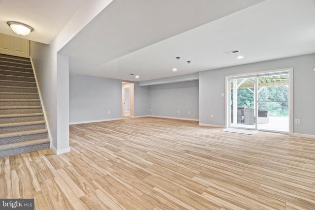 8091 SIDE HILL DR, Warrenton, VA 20187