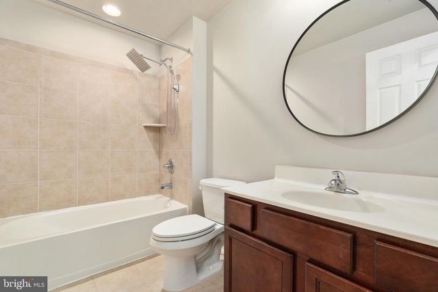 8091 SIDE HILL DR, Warrenton, VA 20187