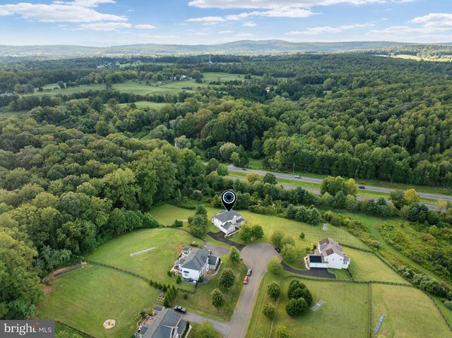 8091 SIDE HILL DR, Warrenton, VA 20187