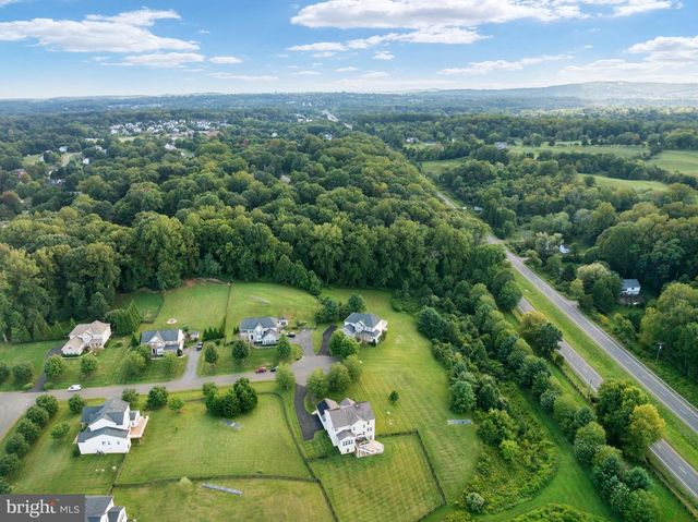 8091 SIDE HILL DR, Warrenton, VA 20187