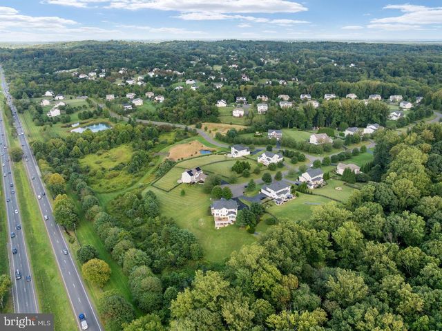 8091 SIDE HILL DR, Warrenton, VA 20187