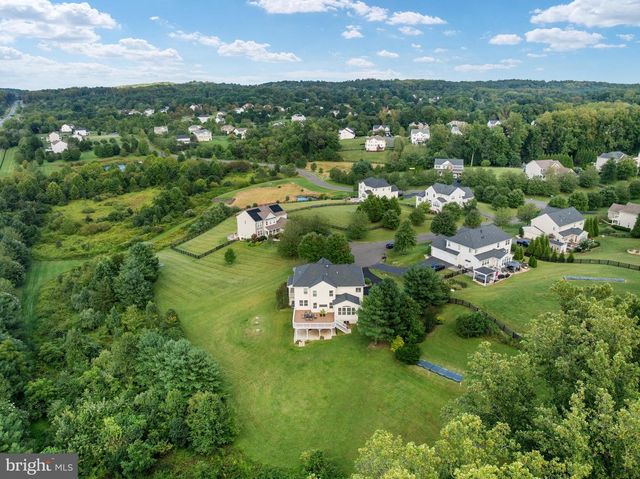 8091 SIDE HILL DR, Warrenton, VA 20187