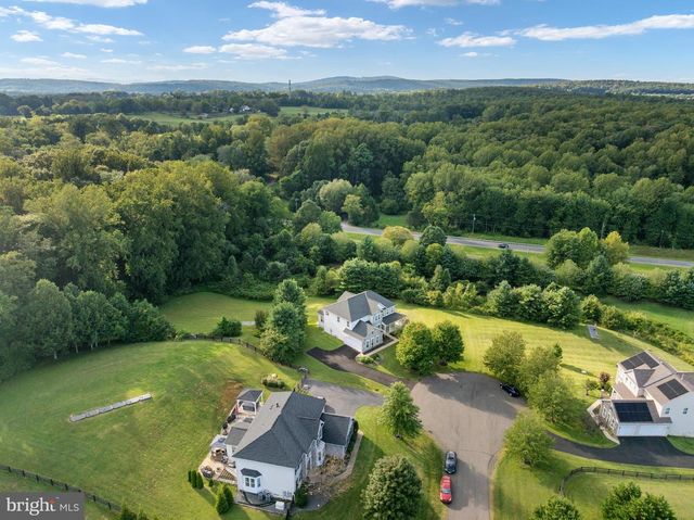 8091 SIDE HILL DR, Warrenton, VA 20187