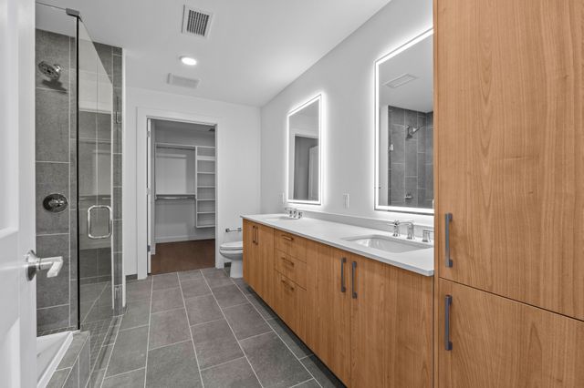 1212 Demonbreun St Apt 1105, Nashville, TN 37203