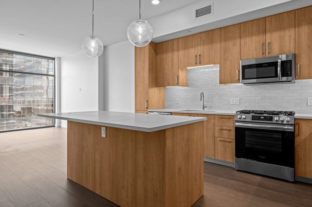 1212 Demonbreun St Apt 1105, Nashville, TN 37203