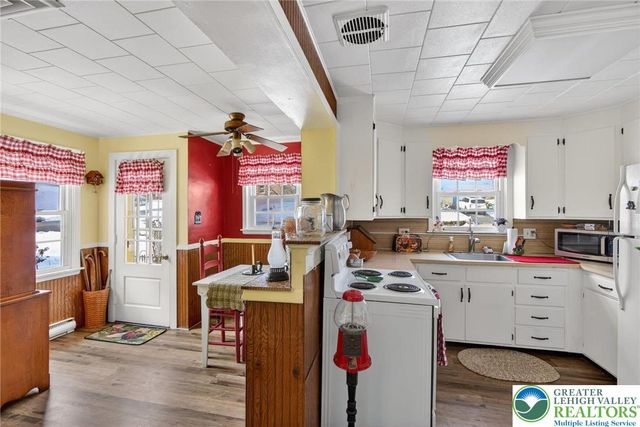 1827 Homestead Avenue, Bethlehem City, PA 18018