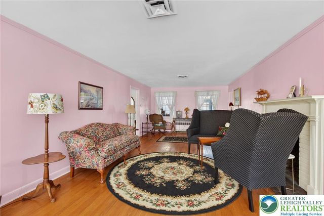 1827 Homestead Avenue, Bethlehem City, PA 18018