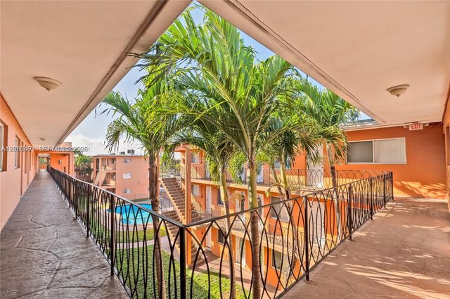 2330 NW 11th St 47, Miami, FL 33125