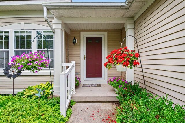 30 Aspen Lane 40, Grand Rapids, MI 49546
