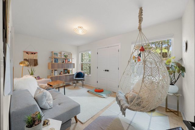 7643 Parkview CIR, Austin, TX 78731