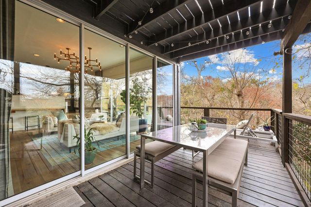 7643 Parkview CIR, Austin, TX 78731