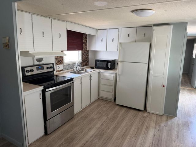 5504 LAGOON Drive, Dania Beach, FL 33312