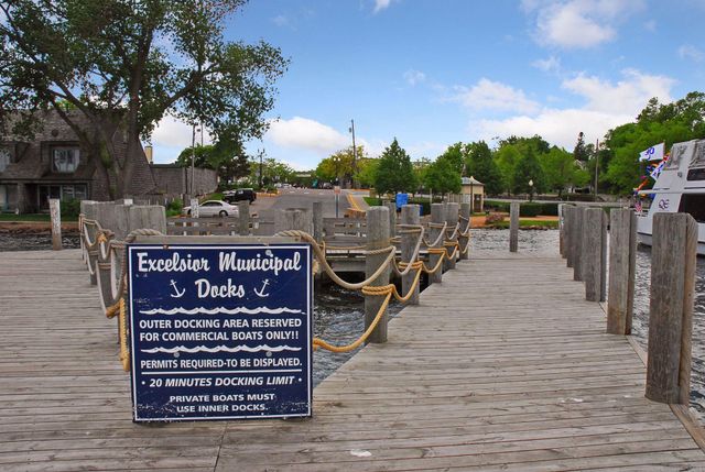 24560 Smithtown Road, Excelsior, MN 55331