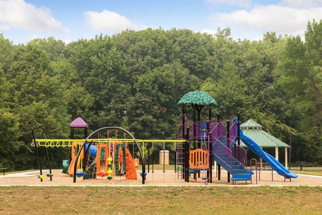 24560 Smithtown Road, Excelsior, MN 55331