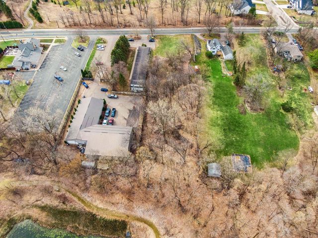 24560 Smithtown Road, Excelsior, MN 55331