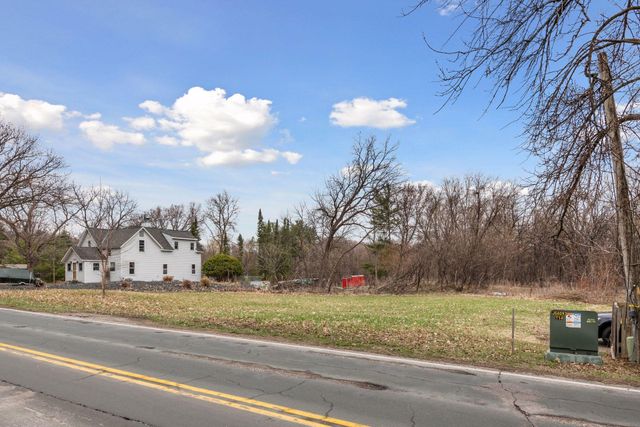 24560 Smithtown Road, Excelsior, MN 55331