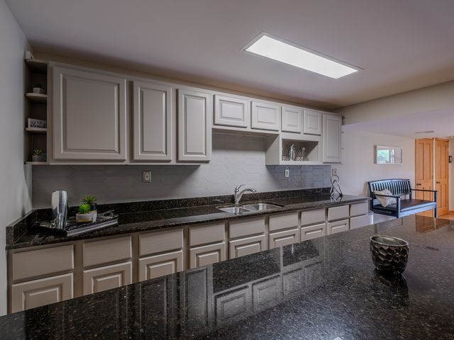 10512 Louetta Lane, Orland Park, IL 60467