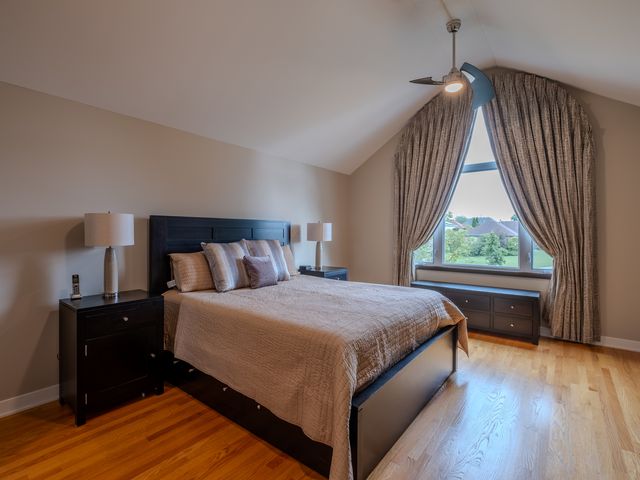 10512 Louetta Lane, Orland Park, IL 60467