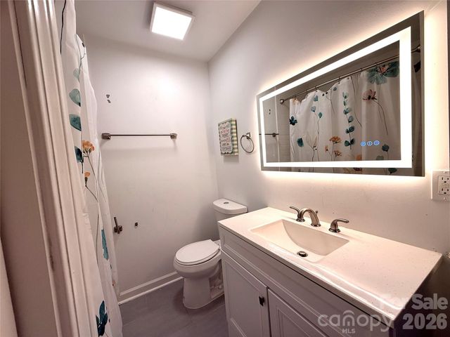 401 Rutland Drive, Charlotte, NC 28217