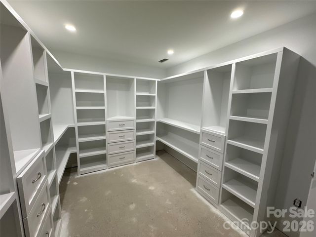 401 Rutland Drive, Charlotte, NC 28217