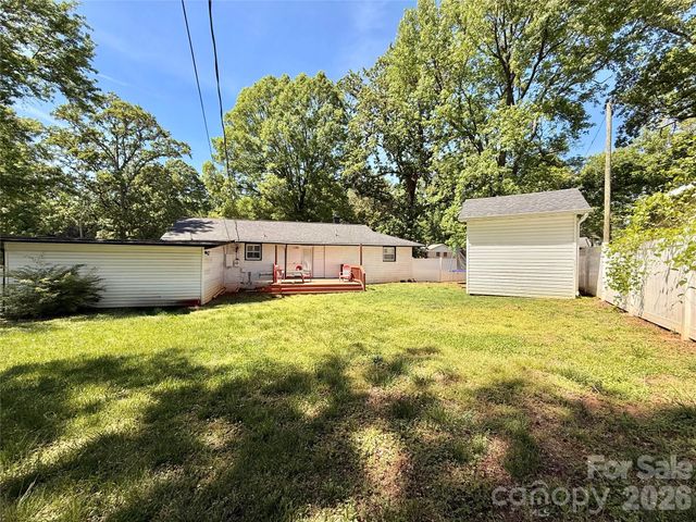 401 Rutland Drive, Charlotte, NC 28217