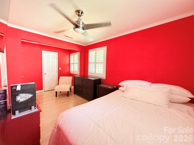 401 Rutland Drive, Charlotte, NC 28217