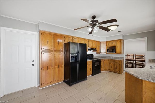 860 Morgan TRL, Virginia Beach, VA 23464