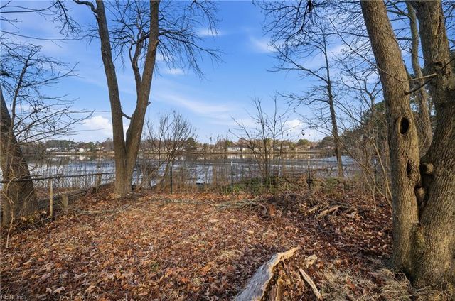 860 Morgan TRL, Virginia Beach, VA 23464