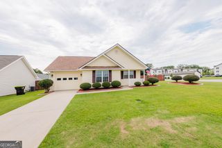 605 Deerfield Circle, Warner Robins, GA 31088
