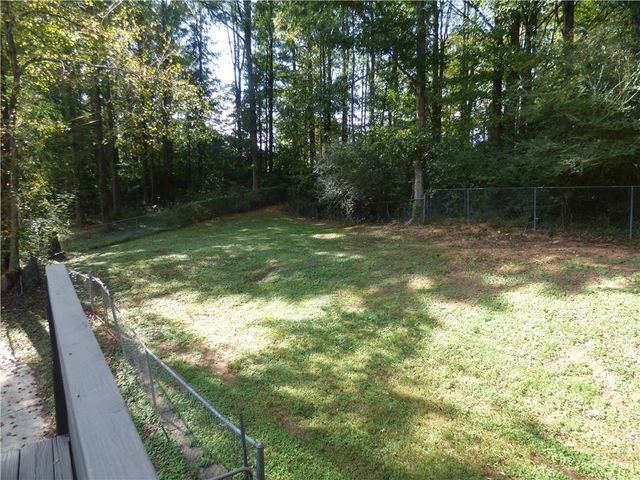 30 Stephen Court, Dallas, GA 30132